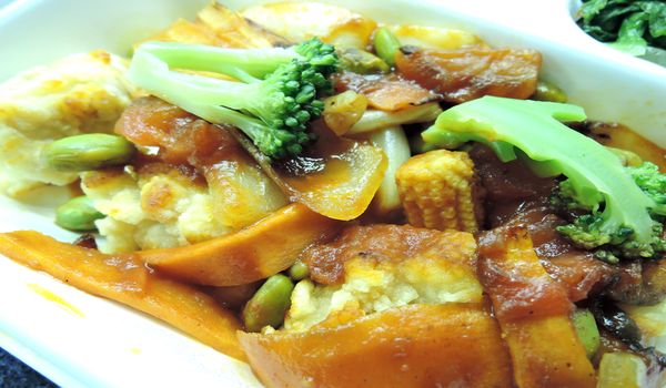 チキンと野菜のトマトソース
